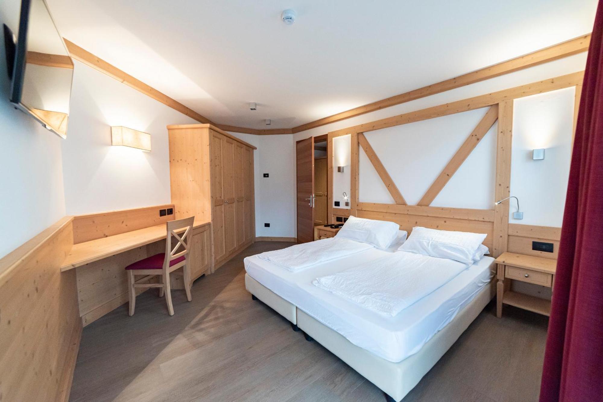 Hotel Garni Paradisi - Wellness & Spa Mezzano Extérieur photo
