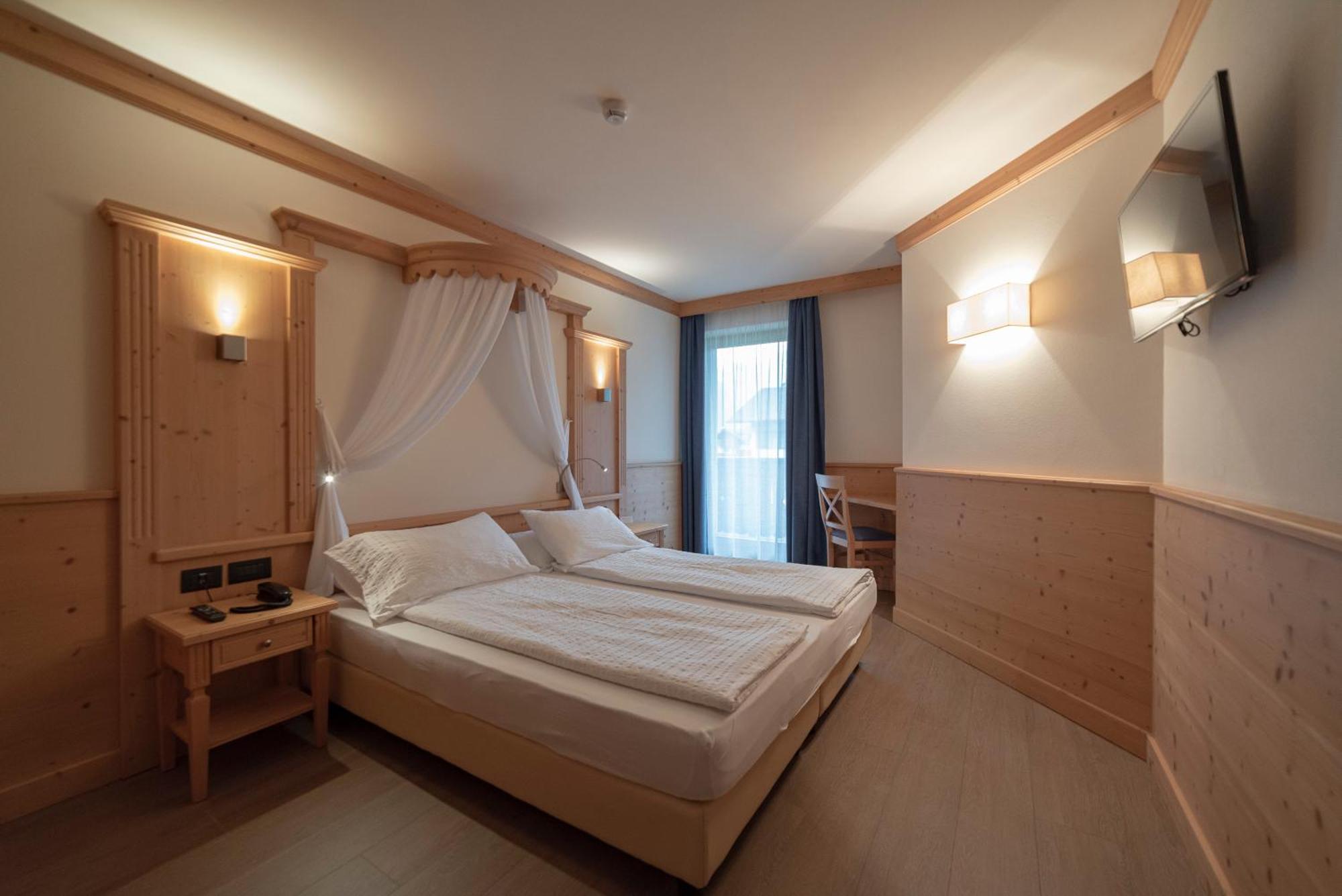 Hotel Garni Paradisi - Wellness & Spa Mezzano Extérieur photo